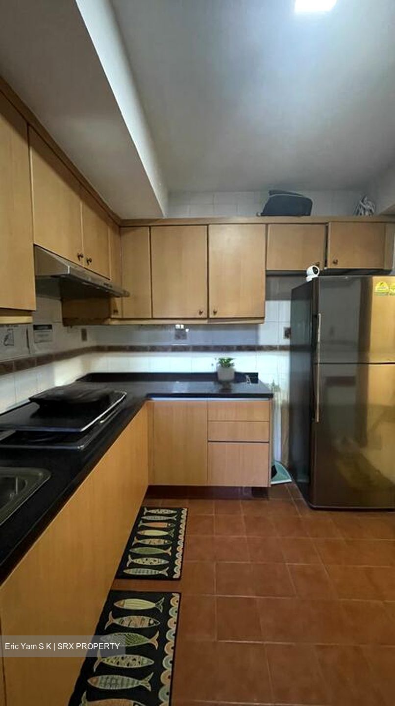 Melville Park (D18), Condominium #501946291